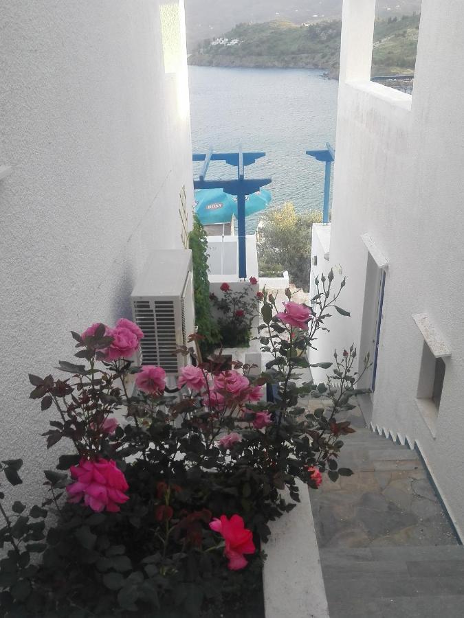 Rania Studios Poros Town Eksteriør bilde